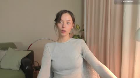  cassandra  online show from 12.04.24