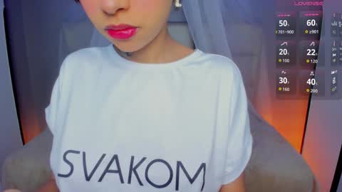 Lorena Saenz online show from 02.14.26