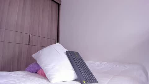 Snapshot of cata_n_cami chatting on 12.08.24 cata_n_cami online show from 12.08.24