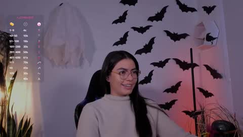 Snapshot of catalella_01 chatting on 10.22.25 MACARENA online show from 10.22.25