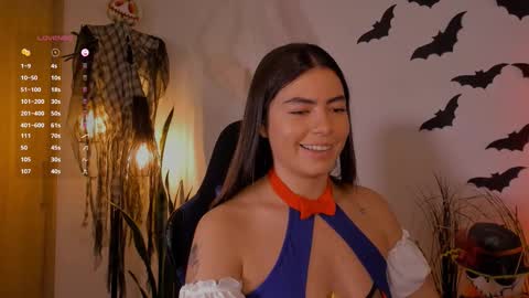Snapshot of catalella_01 chatting on 10.25.25 MACARENA online show from 10.25.25