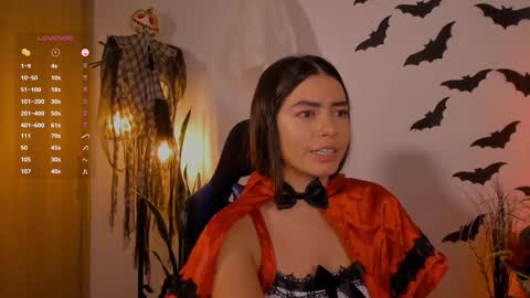 Snapshot of catalella_01 chatting on 10.26.25 MACARENA online show from 10.26.25