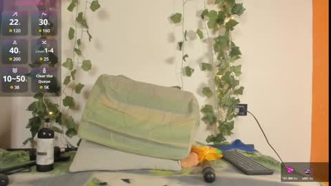 cataleya19__ online show from 01.30.25