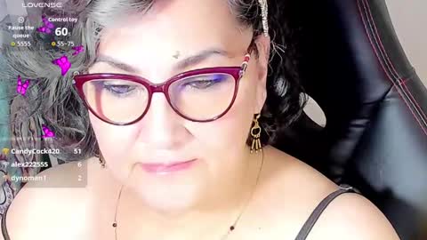 Snapshot of cataleya_mom_ chatting on 10.15.25 cataleya online show from 10.15.25
