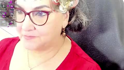 Snapshot of cataleya_mom_ chatting on 05.15.26 cataleya online show from 05.15.26