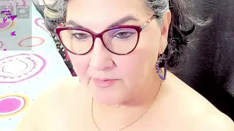 Snapshot of cataleya_mom_ chatting on 05.19.26 cataleya online show from 05.19.26