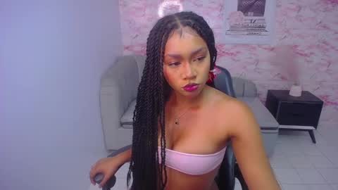 Snapshot of catalina25_t chatting on 02.17.25 catalina25_t online show from 02.17.25