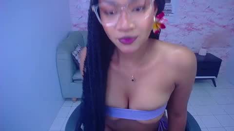 Snapshot of catalina25_t chatting on 02.19.25 catalina25_t online show from 02.19.25