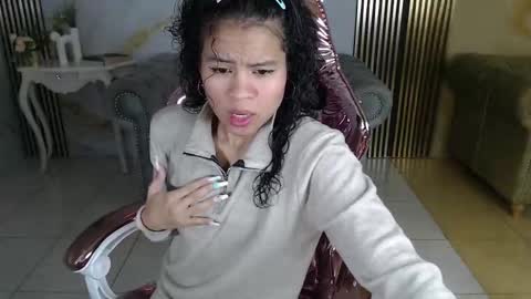 Snapshot of catalina5_s chatting on 09.19.25 Catalina online show from 09.19.25