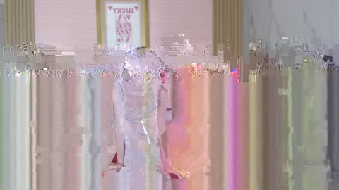 Catalina  online show from 04.16.26