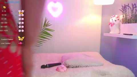 Catalina lovers online show from 02.28.25