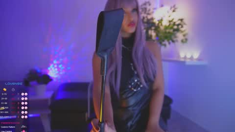 Catalina lovers online show from 11.14.25