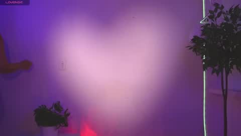 Catalina lovers online show from 02.13.26