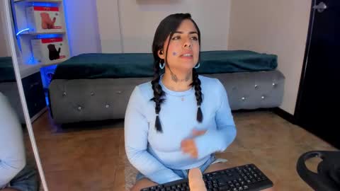 Snapshot of catalina_naughtyy chatting on 02.15.25 Catalina online show from 02.15.25