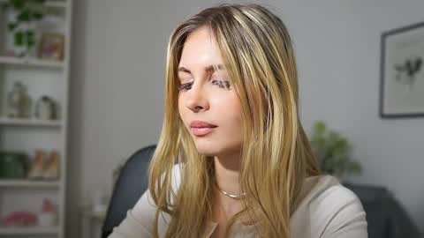 Snapshot of catecrago_ chatting on 03.07.25 catecrago online show from 03.07.25