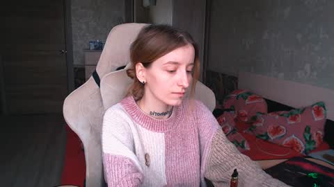 Snapshot of cath_dysphoria_ chatting on 12.23.24 CATH online show from 12.23.24