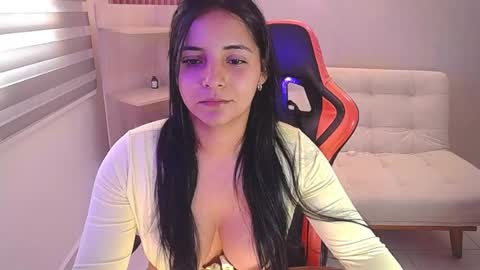 Snapshot of cathaleyasex chatting on 05.16.26 CathaleyaSex online show from 05.16.26