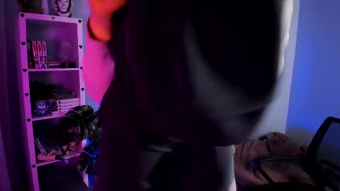 Catherine online show from 04.22.26