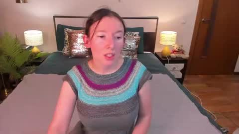 Snapshot of catherinewalls chatting on 06.27.26 Catrin online show from 06.27.26