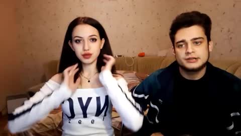 catherinexalex online show from 10.19.25