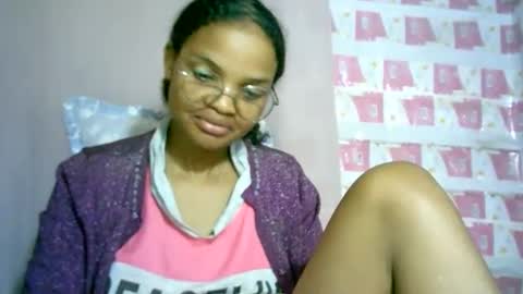Snapshot of cathyxlisa chatting on 05.05.26 CathyXLisa online show from 05.05.26