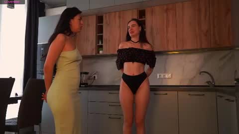 Snapshot of catolinanight chatting on 07.18.26 catolinanight online show from 07.18.26