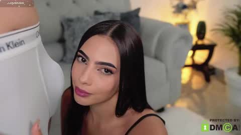 Snapshot of catrina26_ chatting on 02.15.25 IG soycatrinaoficial online show from 02.15.25