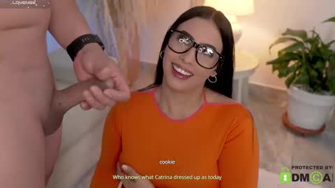 Snapshot of catrina26_ chatting on 10.26.25 IG soycatrinaoficial online show from 10.26.25