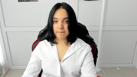 Catrine online show from 05.26.26