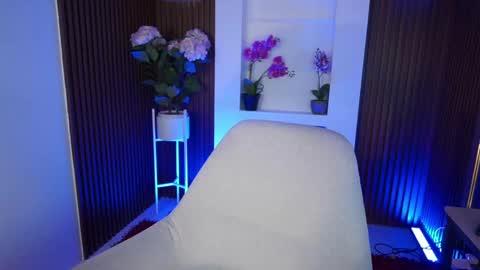 cattleyascaly online show from 09.20.25