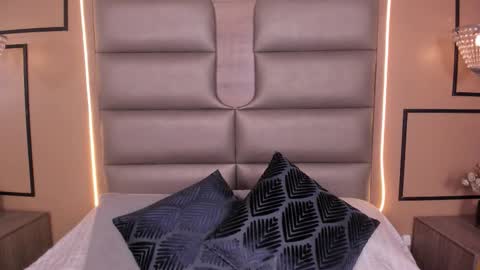 caylincollins online show from 12.03.25