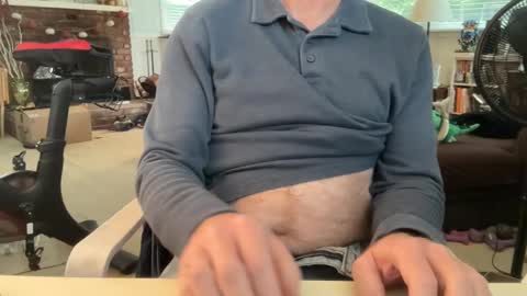 Snapshot of cbjohnjohn chatting on 11.15.25 John online show from 11.15.25