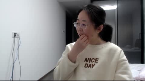 ANNYANNY online show from 03.04.25