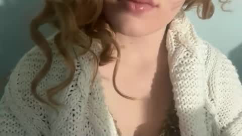 Snapshot of cclavender chatting on 02.25.26 Claire online show from 02.25.26