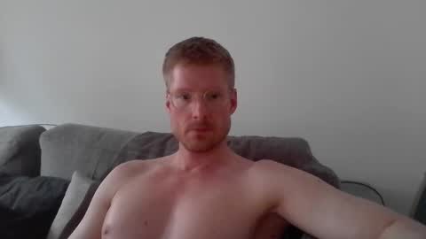 Snapshot of ccloser87 chatting on 05.19.26 ccloser87 online show from 05.19.26