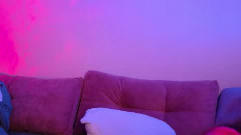 Lina  online show from 10.01.25