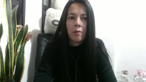 Snapshot of cecihotty4u chatting on 09.25.25 ceci online show from 09.25.25