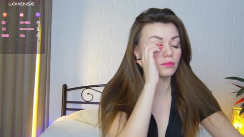 Snapshot of cecillaj chatting on 02.05.25 cecillaj online show from 02.05.25