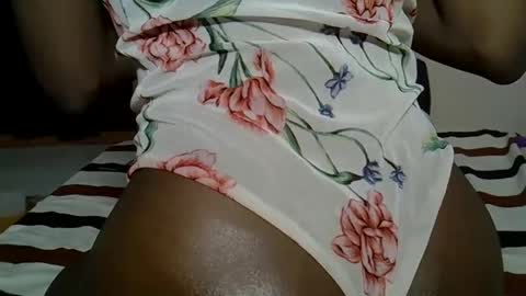 Snapshot of ceepretty chatting on 01.22.25 santana online show from 01.22.25