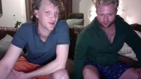 Snapshot of ceezeee chatting on 12.28.24 ceezeee online show from 12.28.24