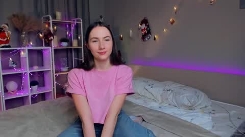 Snapshot of cel1ne_secret chatting on 12.27.24 Josie Manesi online show from 12.27.24