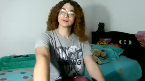 Snapshot of celessteseductora chatting on 11.01.25 celessteseductora online show from 11.01.25