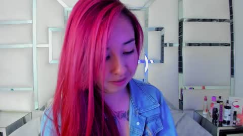 Snapshot of celeste_hillx chatting on 03.08.25 celeste_hillx online show from 03.08.25