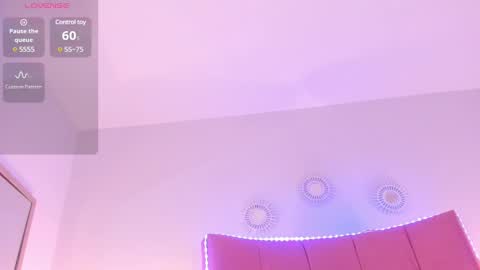 Snapshot of celeste_rouss_ chatting on 02.11.25 Sofia Castrillon online show from 02.11.25