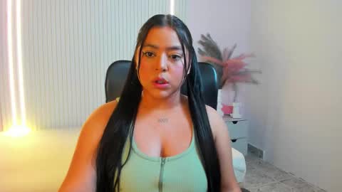 Snapshot of celestemoon5 chatting on 01.11.26 celestemoon5 online show from 01.11.26