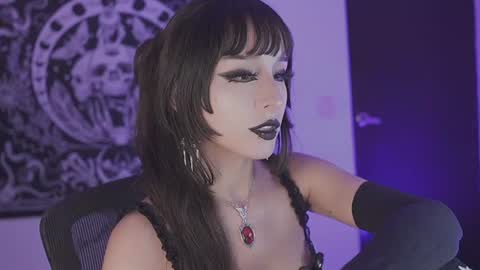   online show from 08.10.26