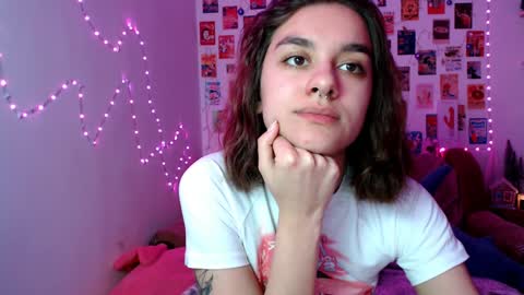 Snapshot of celine_dionn chatting on 12.18.24 Celine online show from 12.18.24