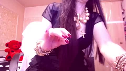 Snapshot of cerisedodd chatting on 06.21.26 Cerise online show from 06.21.26