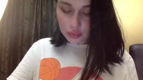 Snapshot of cerisedood82 chatting on 04.06.26 Eva online show from 04.06.26