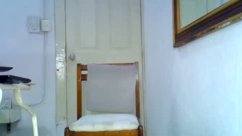 Snapshot of cesar_dant chatting on 02.24.25 Cesar online show from 02.24.25